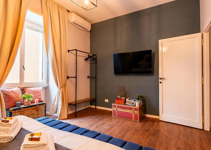 Apartament Piacentino Homes Re Di